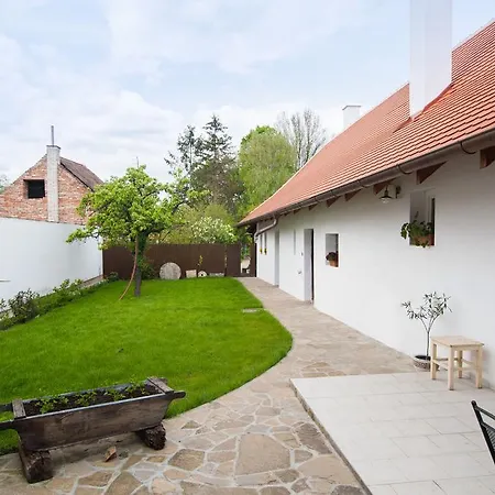 Holiday home Slovacka Chalupa